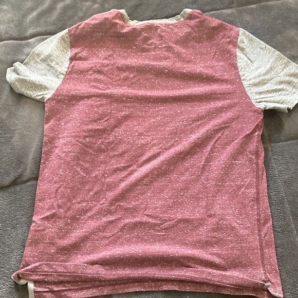 Express T-Shirt - Picture 2 of 3